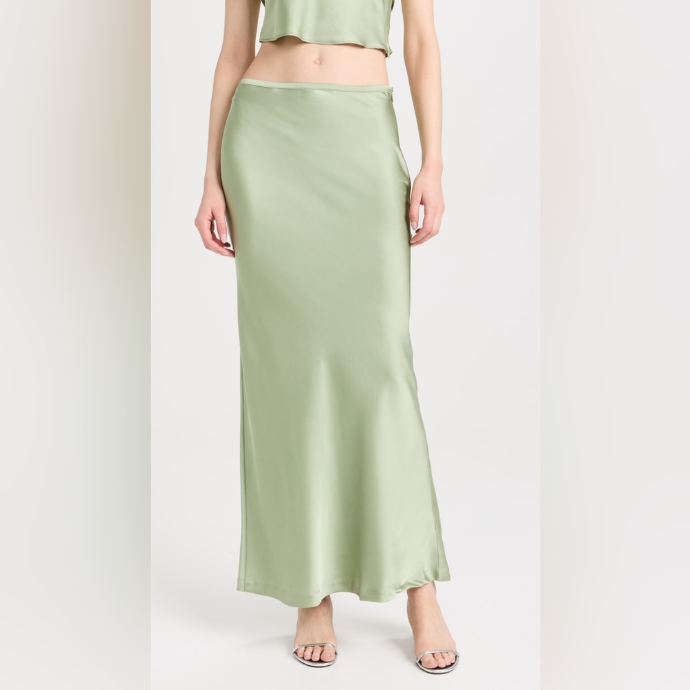 Lioness NWT Hudson Slip skirt Sage green xs